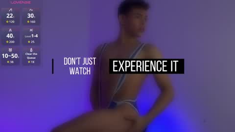 Snapshot of nijinsky_latinboy chatting on June 9, 11:22 am Nijinsky online show from June 9, 11:22 am