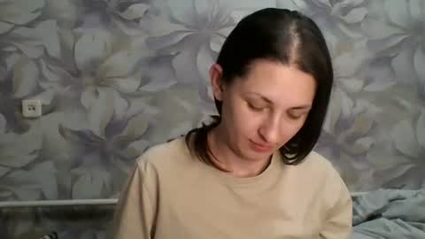 Snapshot of nika_smily chatting on March 17, 1:36 pm nika_smily online show from March 17, 1:36 pm