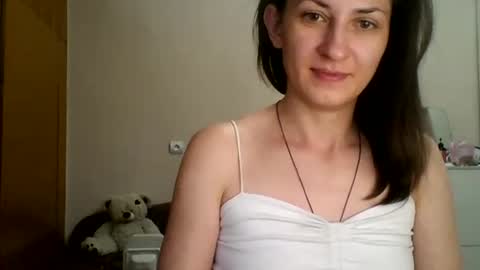 Snapshot of nika_smily chatting on May 29, 12:14 pm nika_smily online show from May 29, 12:14 pm