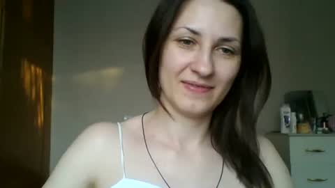 Snapshot of nika_smily chatting on June 4, 1:50 pm nika_smily online show from June 4, 1:50 pm