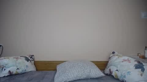 Snapshot of nika_web chatting on September 19, 8:49 am Nika online show from September 19, 8:49 am