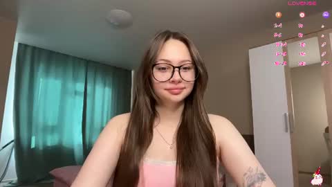 nikagpt online show from June 19, 7:01 am