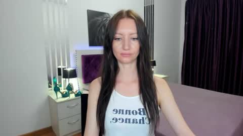 NikaLewis online show from June 13, 4:43 am