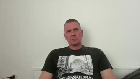 Snapshot of nikan77 chatting on March 12, 8:09 am nikan77 online show from March 12, 8:09 am