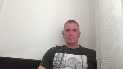 Snapshot of nikan77 chatting on March 13, 1:18 pm nikan77 online show from March 13, 1:18 pm