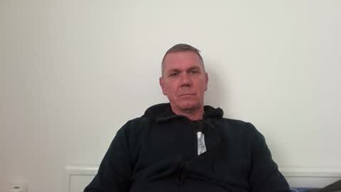 Snapshot of nikan77 chatting on March 16, 8:07 am nikan77 online show from March 16, 8:07 am