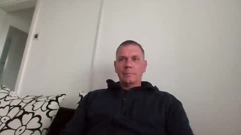 Snapshot of nikan77 chatting on March 26, 7:36 am nikan77 online show from March 26, 7:36 am