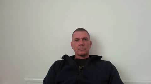 Snapshot of nikan77 chatting on March 27, 10:15 am nikan77 online show from March 27, 10:15 am