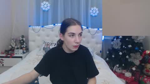 nikastarkk online show from December 7, 10:28 pm