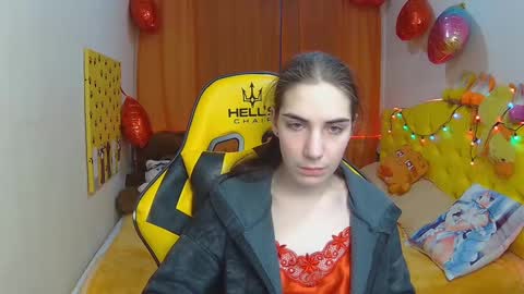 nikastarkk online show from March 5, 7:27 pm