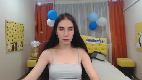 nikastarkk online show from September 22, 6:15 am