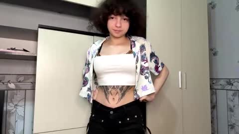 Snapshot of nikatyan chatting on May 30, 6:27 pm Hello there im Nika Im new here Lets have fun online show from May 30, 6:27 pm