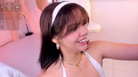 Snapshot of nikavelvet chatting on October 19, 12:55 am NIKA online show from October 19, 12:55 am