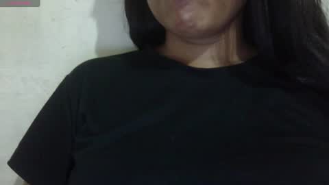 Snapshot of nike_aj chatting on July 2, 11:33 pm Nike online show from July 2, 11:33 pm