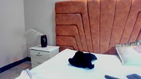 Snapshot of niki_santana chatting on January 22, 7:45 pm niki online show from January 22, 7:45 pm