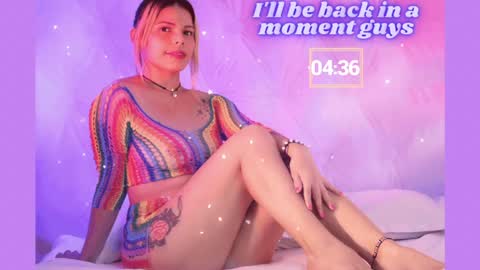 Snapshot of niki_santana chatting on February 5, 11:17 pm niki online show from February 5, 11:17 pm