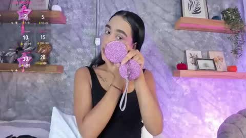    online show from December 4, 7:11 pm