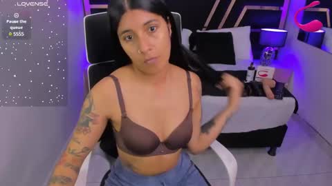 Niki online show from February 1, 7:23 pm