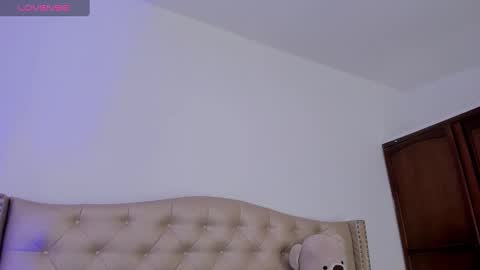 Snapshot of nikiibrooks chatting on January 31, 8:54 pm Niikii online show from January 31, 8:54 pm