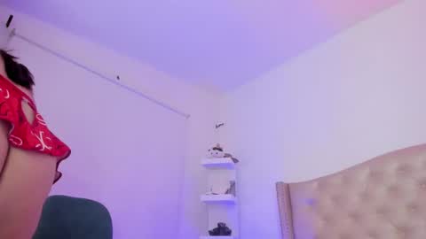 Snapshot of nikiibrooks chatting on February 24, 4:38 am Niikii online show from February 24, 4:38 am