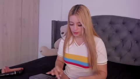 Niikii online show from June 23, 7:12 pm
