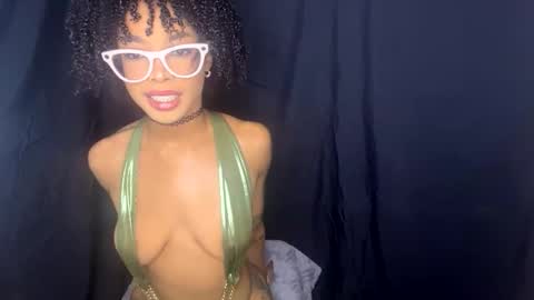 nikitalove104 online show from January 5, 7:17 pm