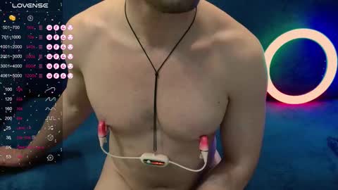 Snapshot of nikitin21 chatting on October 14, 10:38 am Sasha online show from October 14, 10:38 am