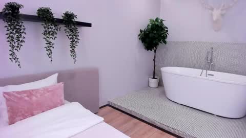 Nikka online show from November 3, 6:09 pm