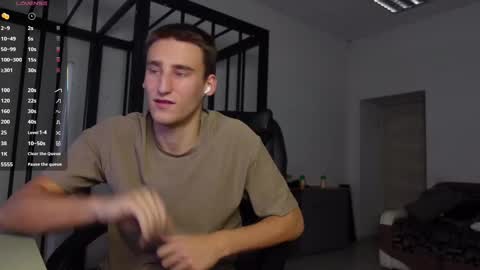 Snapshot of nikki_hard chatting on March 7, 2:45 pm nikki online show from March 7, 2:45 pm