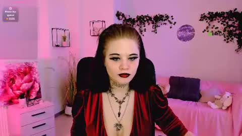 nikki_kiss_ online show from July 8, 8:41 am