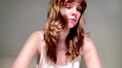 Nikki online show from November 16, 9:48 am