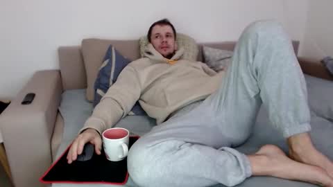 Snapshot of nikkiaadel chatting on October 2, 6:53 am Nick online show from October 2, 6:53 am