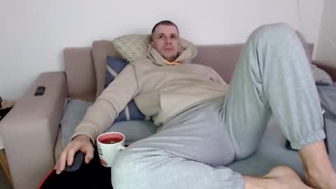 Snapshot of nikkiaadel chatting on October 8, 6:22 am Nick online show from October 8, 6:22 am