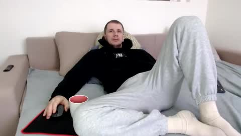 Snapshot of nikkiaadel chatting on October 23, 8:02 am Nick online show from October 23, 8:02 am