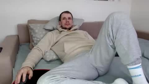 Snapshot of nikkiaadel chatting on November 9, 8:23 am Nick online show from November 9, 8:23 am