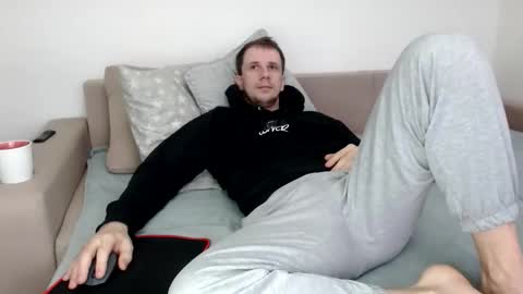 Snapshot of nikkiaadel chatting on November 19, 8:25 am Nick online show from November 19, 8:25 am