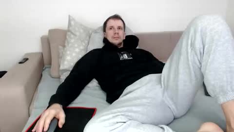 Snapshot of nikkiaadel chatting on November 21, 7:18 am Nick online show from November 21, 7:18 am