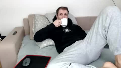 Snapshot of nikkiaadel chatting on November 28, 7:55 am Nick online show from November 28, 7:55 am