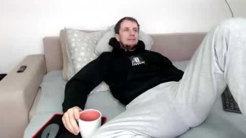 Snapshot of nikkiaadel chatting on November 29, 8:50 am Nick online show from November 29, 8:50 am