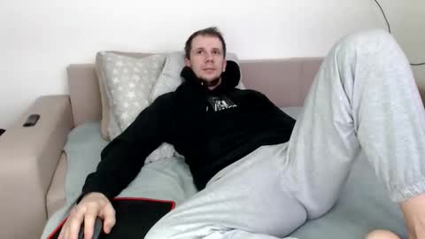 Snapshot of nikkiaadel chatting on November 30, 8:29 am Nick online show from November 30, 8:29 am