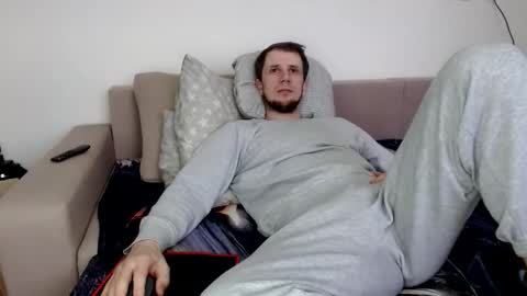 Snapshot of nikkiaadel chatting on December 14, 8:52 am Nick online show from December 14, 8:52 am