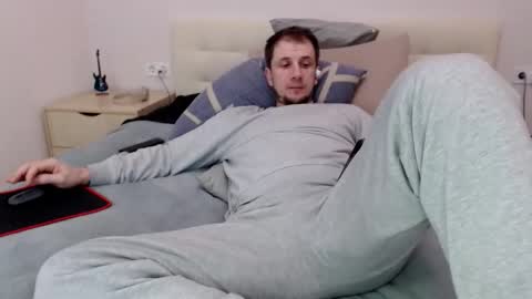 Nick online show from February 10, 6:12 pm