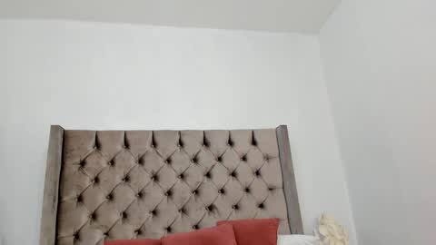 Snapshot of nikkibotero chatting on November 19, 12:27 pm nikkibotero online show from November 19, 12:27 pm