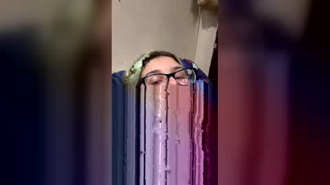 nikkibrighten online show from February 21, 9:10 am