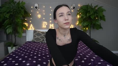 Snapshot of nikkigoldx chatting on January 15, 2:13 pm Nikki online show from January 15, 2:13 pm