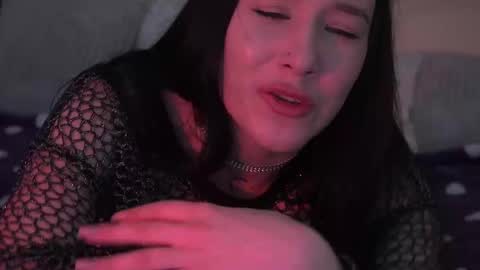 Snapshot of nikkigoldx chatting on March 12, 2:41 am Nikki online show from March 12, 2:41 am