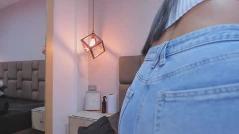 Snapshot of nikkii_vegaa chatting on October 1, 4:18 am Nikki online show from October 1, 4:18 am