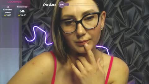Snapshot of nikkikiss___ chatting on May 10, 5:29 pm nikkikiss___ online show from May 10, 5:29 pm