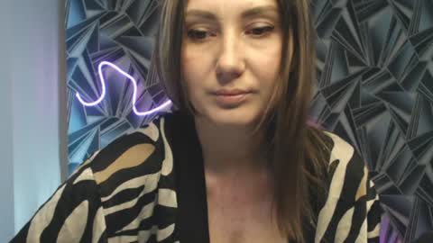 Snapshot of nikkikiss___ chatting on May 15, 12:28 am nikkikiss___ online show from May 15, 12:28 am
