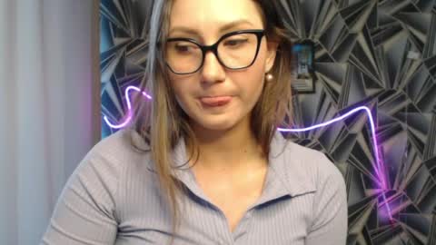 Snapshot of nikkikiss___ chatting on June 5, 2:07 am nikkikiss___ online show from June 5, 2:07 am